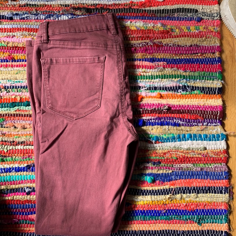 Pink skinny jeans